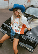 Load image into Gallery viewer, FAR MER. By Whitney ROSEBITE RACER TEE