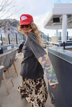 Load image into Gallery viewer, SABBI THE POW POW LONG SLEEVE TEE
