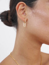Load image into Gallery viewer, CELINE EARRINGS GOLD