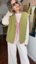 Load image into Gallery viewer, Nubi Quilted Vest - Guava