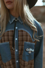 Load image into Gallery viewer, FAR MER. By Whitney TEXAS YOKE BUTTON UP