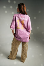 Load image into Gallery viewer, SABBI THE VERY OVERSIZED RUN CLUB TEE - PINK
