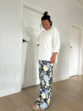 Load image into Gallery viewer, By Billie Serene Bloom Linen Pants