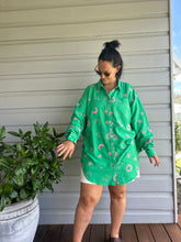 Load image into Gallery viewer, La Bohème Girls Clyde Embroidered Shirt Kelly Green
