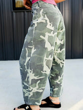 Load image into Gallery viewer, Camo Barrel Leg Jeans