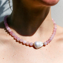 Load image into Gallery viewer, Keshi Quartz Necklace