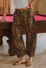 Load image into Gallery viewer, Washed Leopard Printed Barrel Jean