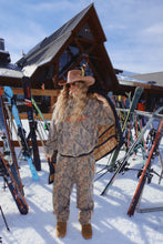 Load image into Gallery viewer, SABBI THE NAME YOURSELF BARREL-LEG TRACKPANTS - TREE CAMO