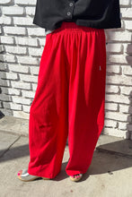 Load image into Gallery viewer, LE BON SHOPPE BARE PANTS - TOMATO