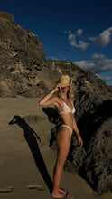 Load image into Gallery viewer, Sunday's Raffia Hat Natural