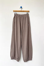 Load image into Gallery viewer, LE BON SHOPPE BALLOON PANTS - MUSHROOM