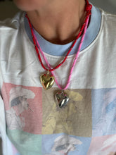 Load image into Gallery viewer, Le ParaHeart Necklace