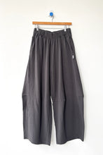 Load image into Gallery viewer, LE BON SHOPPE BARE PANTS - DARK SLATE
