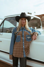 Load image into Gallery viewer, FAR MER. By Whitney TEXAS YOKE BUTTON UP