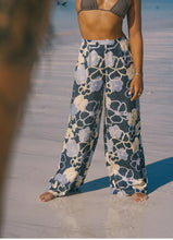 Load image into Gallery viewer, By Billie Serene Bloom Linen Pants