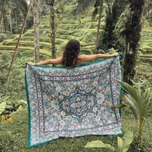 Load image into Gallery viewer, Luna Woven Picnic Rug XL