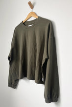 Load image into Gallery viewer, NATURELLE TEE - OLIVE
