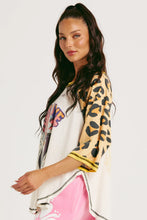 Load image into Gallery viewer, SABBI THE 67 RAGLAN TEE - LEOPARD