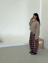 Load image into Gallery viewer, By Billie Isabel tie side knit - oatmeal