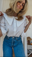Load image into Gallery viewer, Birdie Shirt - White