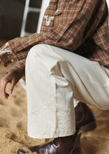 Load image into Gallery viewer, FAR MER By Whitney PAISLEY EMBOSS DRAWSTRING PANT