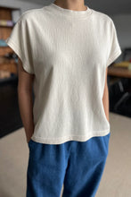 Load image into Gallery viewer, LE BON SHOPPE JEANNE TEE - Naturel