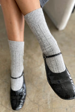 Load image into Gallery viewer, CLASSIC CASHMERE SOCKS - GREY MELANGE
