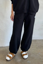 Load image into Gallery viewer, LE BON SHOPPE FRENCH TERRY BALLOON PANTS - BLACK