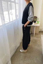 Load image into Gallery viewer, LE BON SHOPPE FRENCH TERRY BALLOON PANTS - BLACK