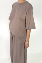 Load image into Gallery viewer, LE BON SHOPPE JAYDEN TEE - MUSHROOM