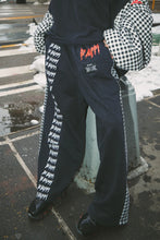 Load image into Gallery viewer, SABBI BE HAPPY WIDE LEG SWEAT PANTS - GINGHAM