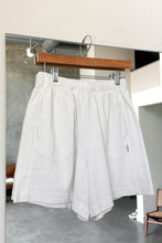 Load image into Gallery viewer, FLARED BASKETBALL SHORTS - Alabaster
