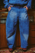 Load image into Gallery viewer, SABBI THE BARREL LEG TROUSER
