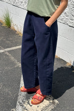 Load image into Gallery viewer, LE BON SHOPPE - ARC PANTS NAVY
