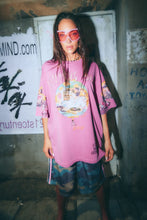 Load image into Gallery viewer, SABBI DJ GEISHA TEE
