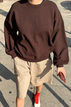 Load image into Gallery viewer, LE BON SHOPPE FRENCH TERRY CORE SWEATSHIRT - COCOA BEAN
