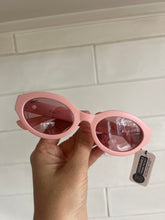 Load image into Gallery viewer, London Calling - Pink Sorbet
