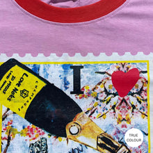 Load image into Gallery viewer, SABBI THE VERY OVERSIZED LOVE NOTES TEE - PARIS - PINK
