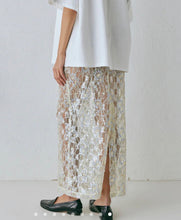 Load image into Gallery viewer, VRG GIRL - DEVYN SEQUIN MIDI SKIRT
