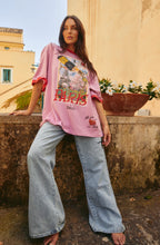 Load image into Gallery viewer, SABBI THE VERY OVERSIZED LOVE NOTES TEE - PARIS - PINK
