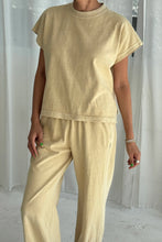 Load image into Gallery viewer, LE BON SHOPPE JEANNE TEE - BUTTER
