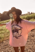 Load image into Gallery viewer, SABBI THE CRAZY HORSE TEE

