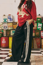 Load image into Gallery viewer, SABBI THE RAVING HEARTS PANTS - BLACK
