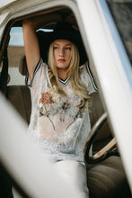 Load image into Gallery viewer, FAR MER. By Whitney LACE RAGLAN - BUD &amp; BONE
