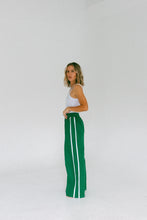 Load image into Gallery viewer, Linen Racer Pant - Green
