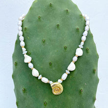 Load image into Gallery viewer, Sea Shell Necklace
