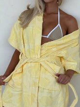 Load image into Gallery viewer, K. Juliet Long Cotton Beach &amp; Bathrobe - Yellow
