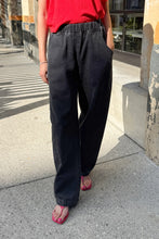Load image into Gallery viewer, LE BON SHOPPE LONG ARC PANTS - BLACK DENIM
