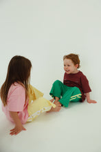 Load image into Gallery viewer, BY BILLIE Kids every day pants - melon
