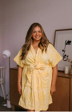 Load image into Gallery viewer, K. Juliet Long Cotton Beach &amp; Bathrobe - Yellow
